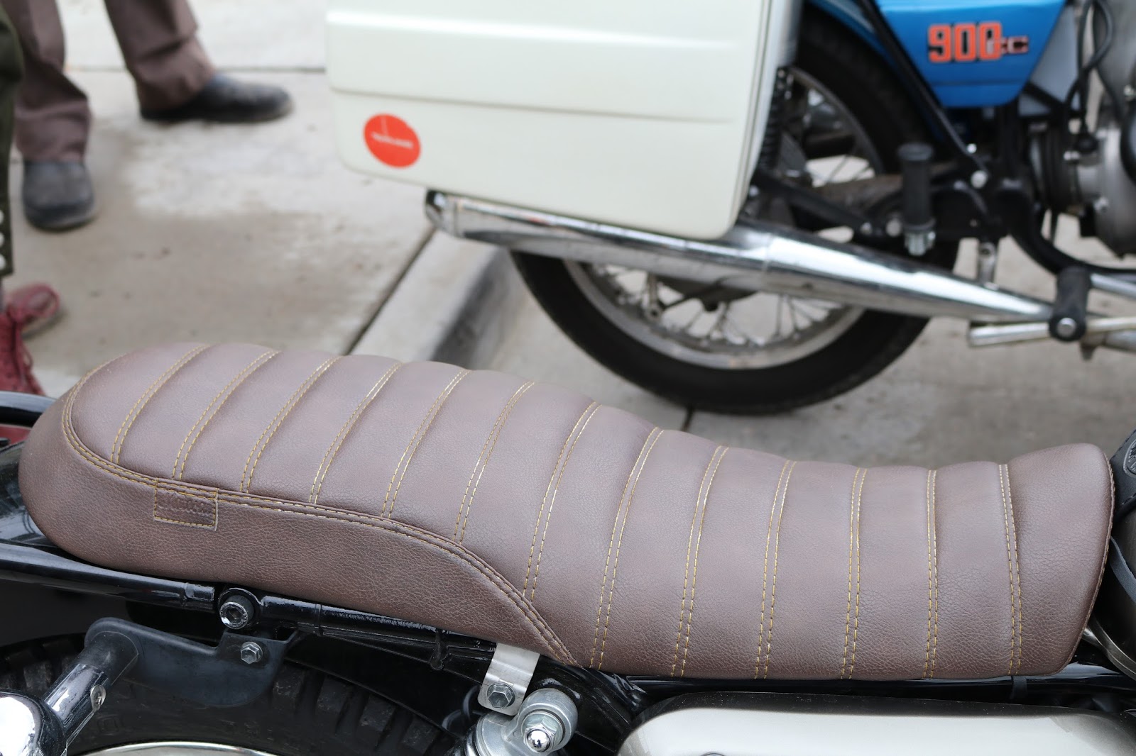 Suzuki tu250x seat deals